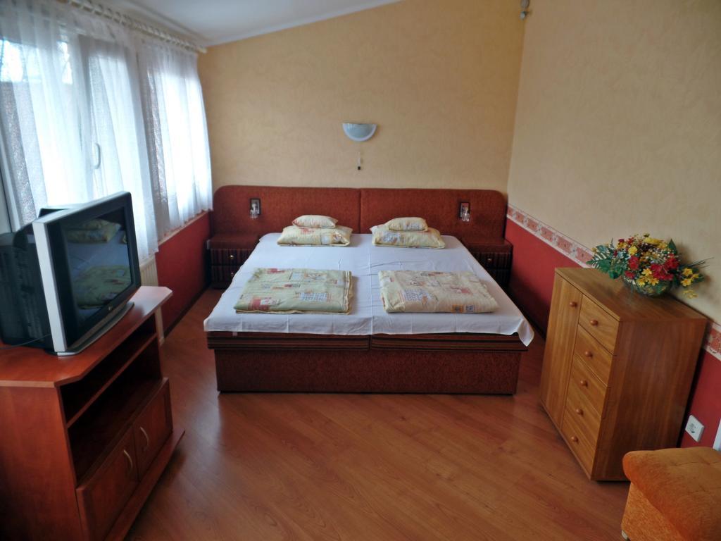 Bpm-Apartment Life Boedapest Kamer foto